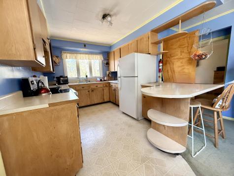 7 Bennett Avenue Auburn ME 04210