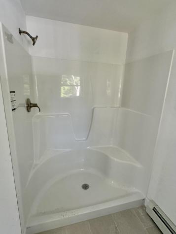 28 Forest Glen Lane Topsham ME 04086