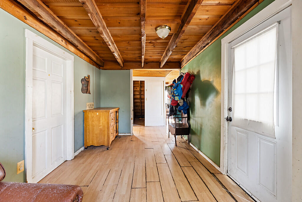 16 Maple Street Vassalboro ME 04989
