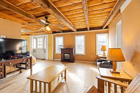 16 Maple Street Vassalboro ME 04989