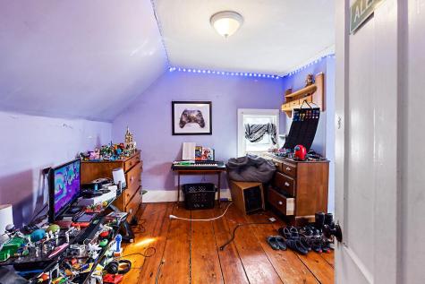 16 Maple Street Vassalboro ME 04989