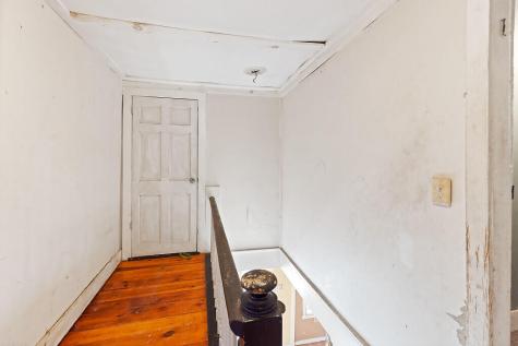 16 Maple Street Vassalboro ME 04989