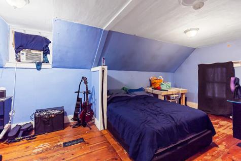 16 Maple Street Vassalboro ME 04989