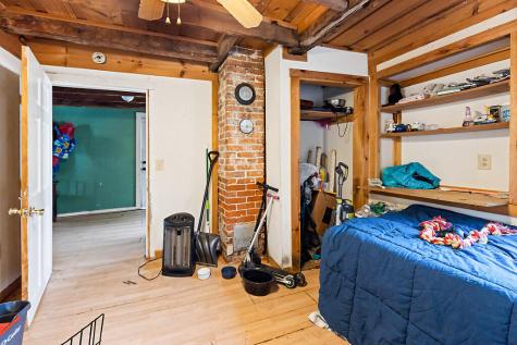 16 Maple Street Vassalboro ME 04989