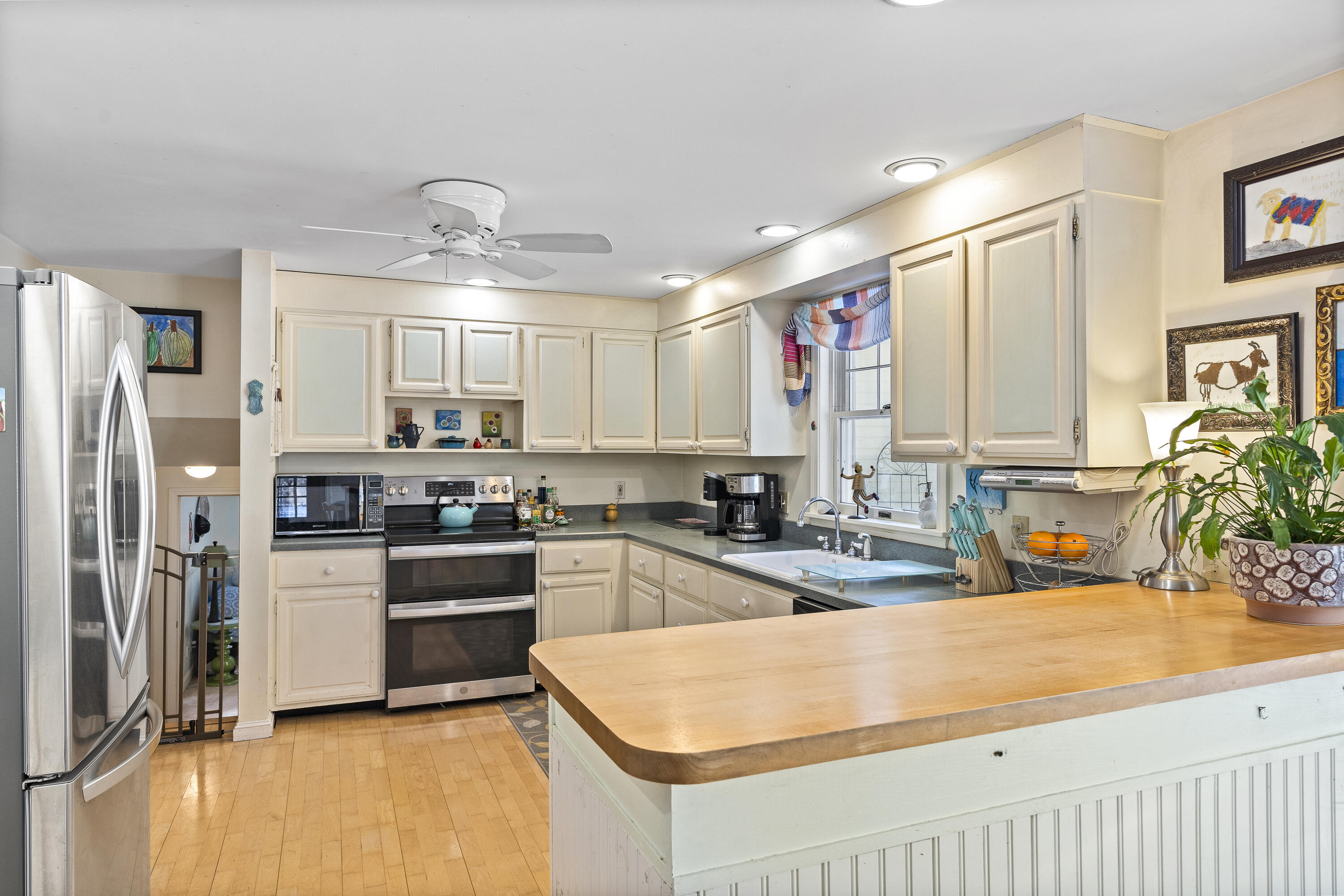 31 Stony Brook Lane Yarmouth ME 04096