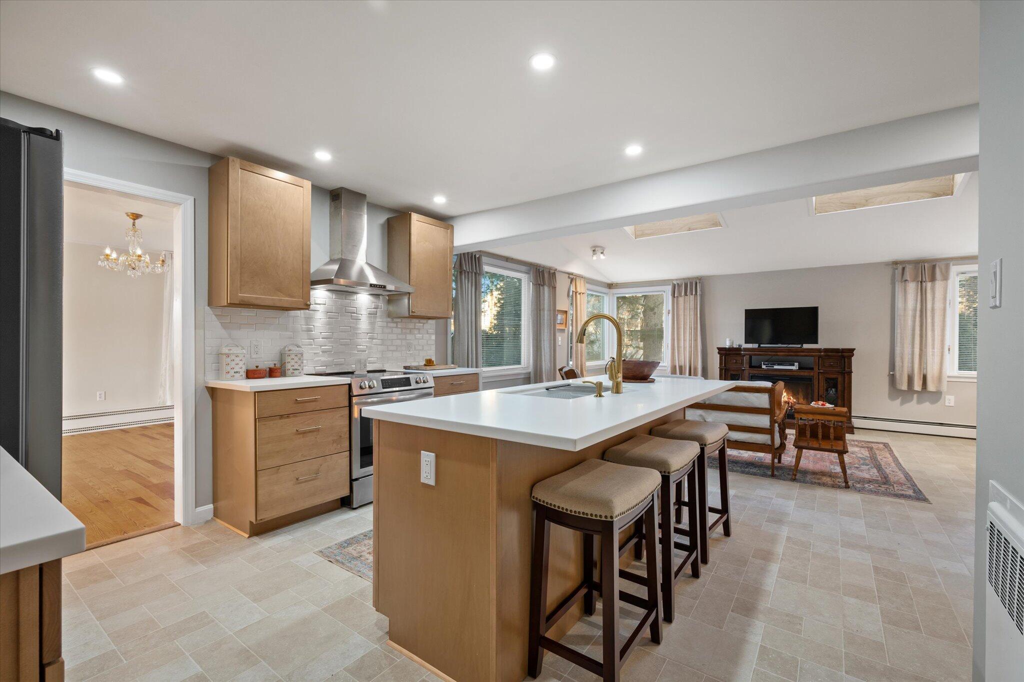 201 Clyde Road Bangor ME 04401