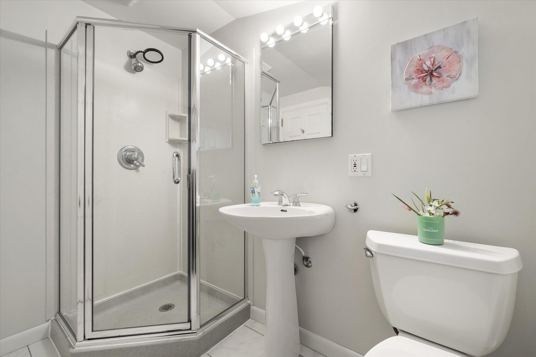 201 Clyde Road Bangor ME 04401