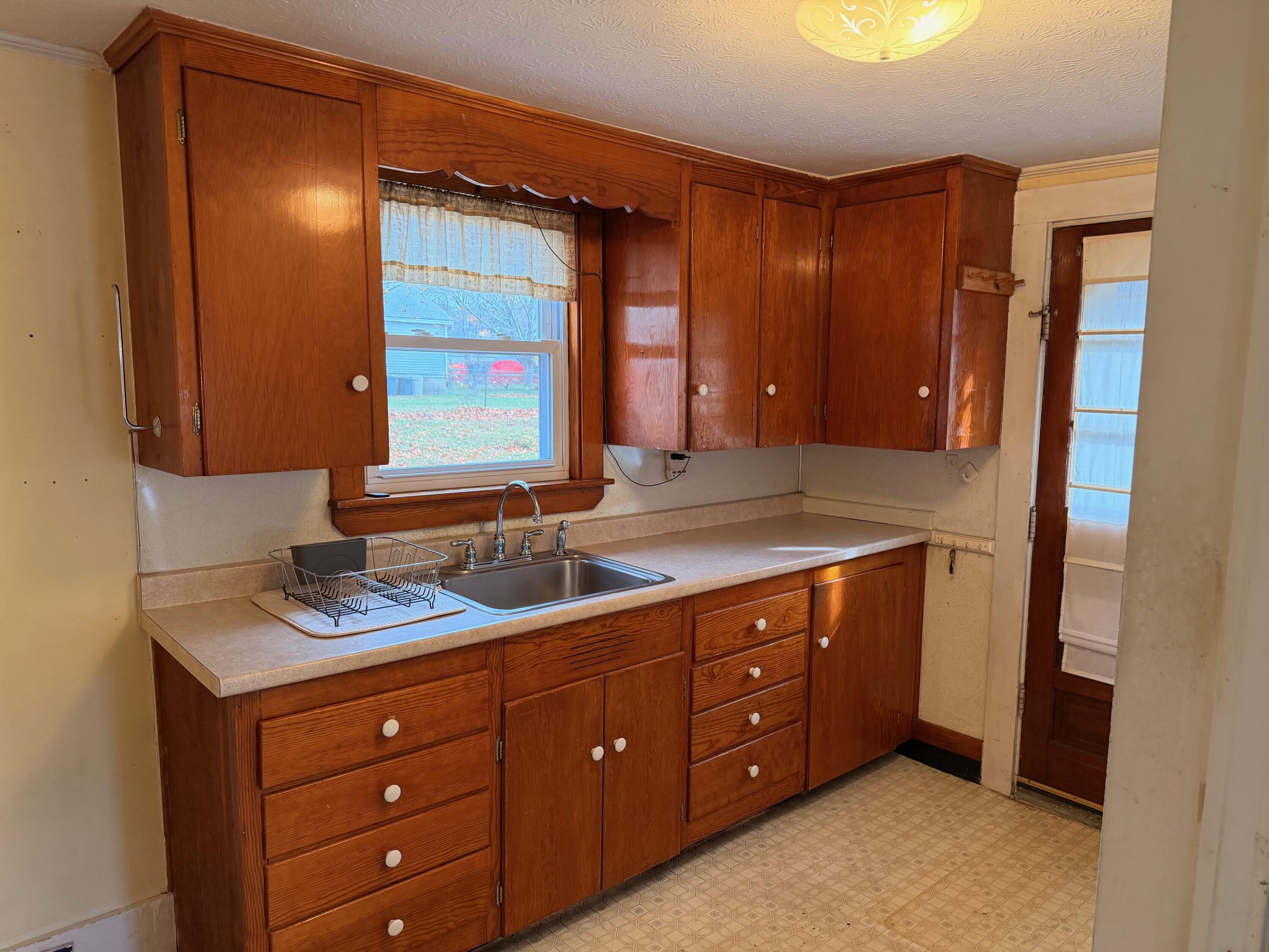 6 Hewey Street Sanford ME 04073