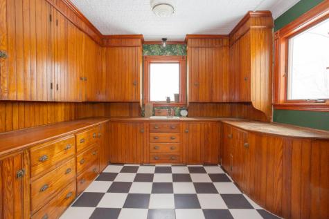 1496 Franklin Road Jay ME 04239