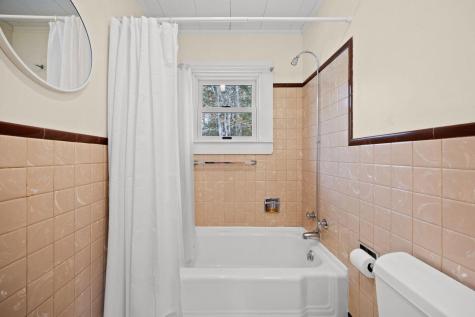 103 Marlboro Beach Road Lamoine ME 04605