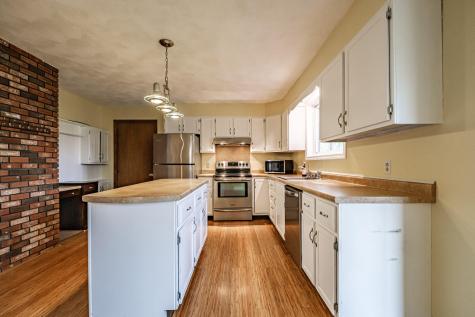 704 Brighton Hill Road Minot ME 04258