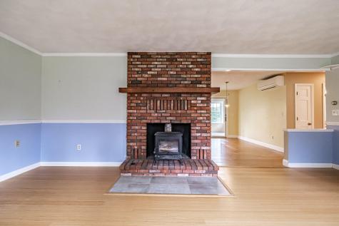 704 Brighton Hill Road Minot ME 04258