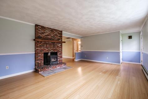 704 Brighton Hill Road Minot ME 04258