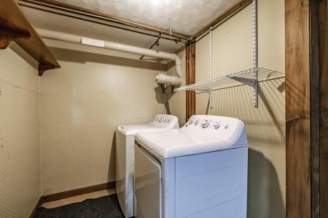 704 Brighton Hill Road Minot ME 04258