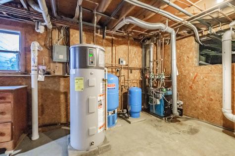 704 Brighton Hill Road Minot ME 04258