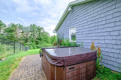 704 Brighton Hill Road Minot ME 04258