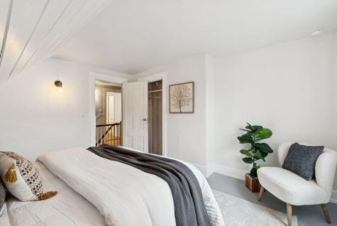 10 Pine Street Bath ME 04530