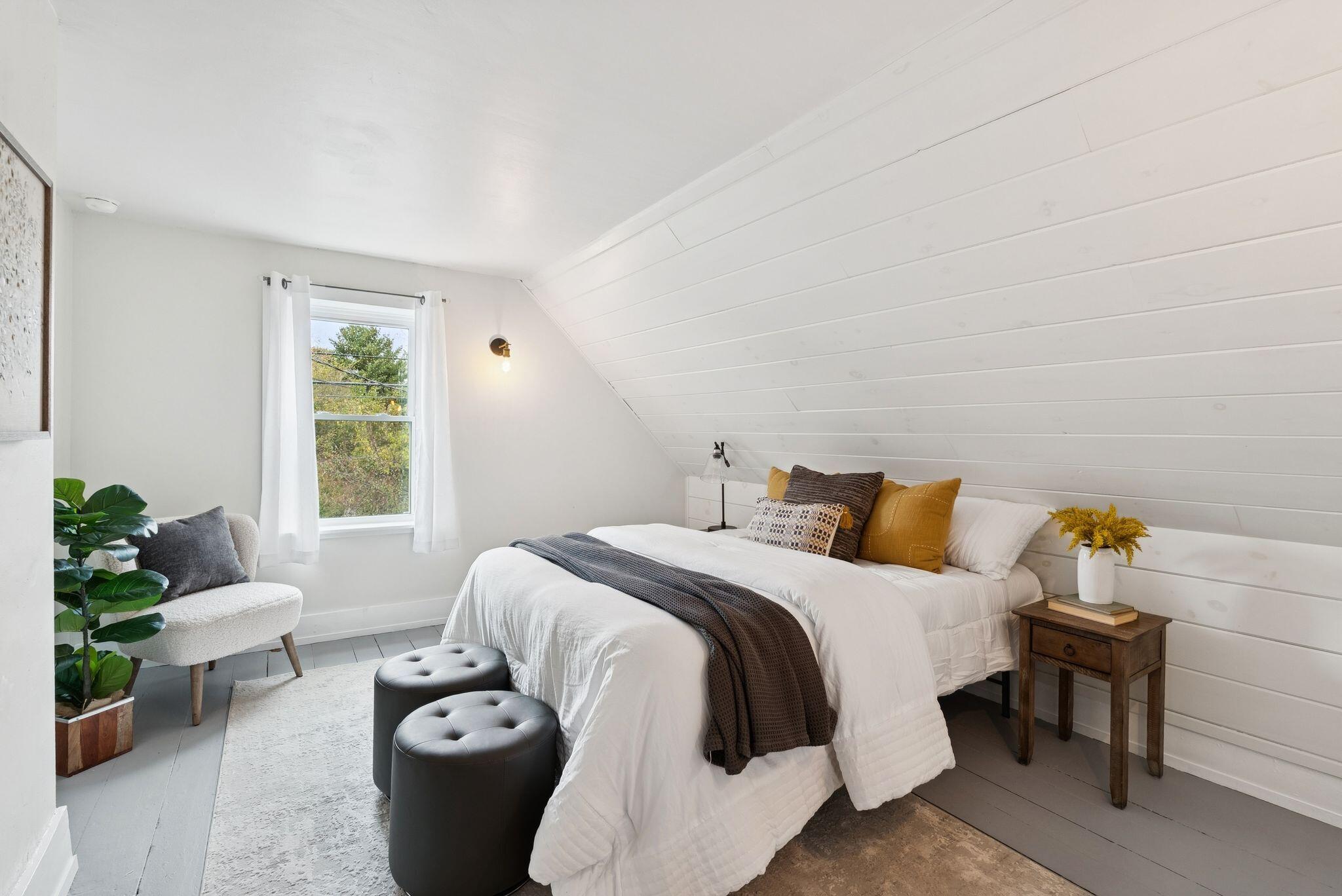 10 Pine Street Bath ME 04530