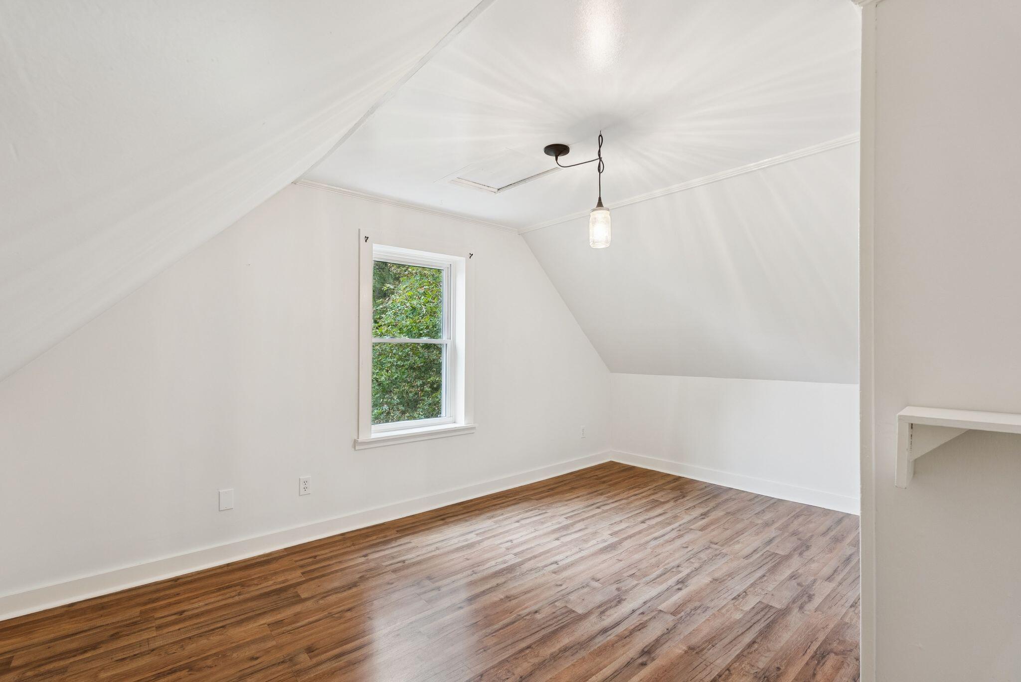 10 Pine Street Bath ME 04530