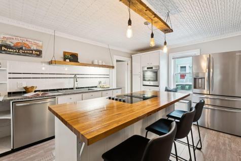 10 Pine Street Bath ME 04530