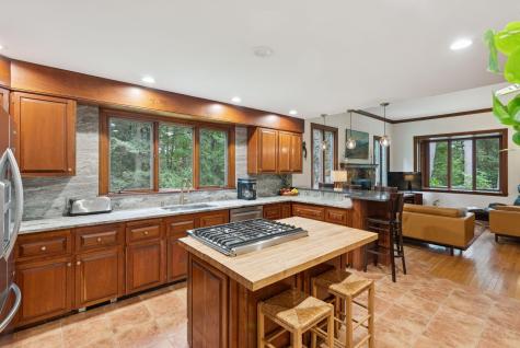 98 Blackstrap Road Falmouth ME 04105