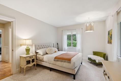 98 Blackstrap Road Falmouth ME 04105