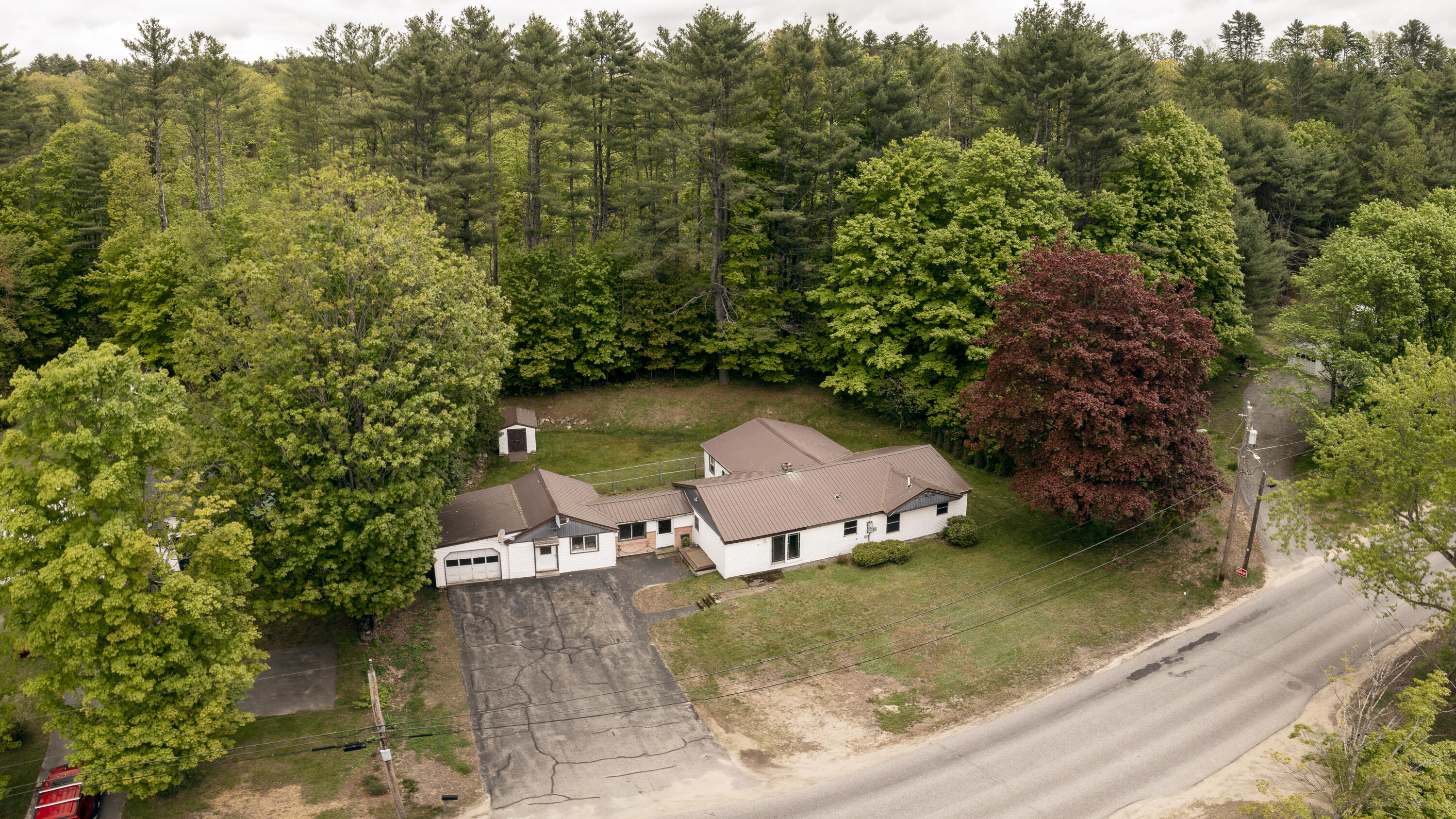 48 Oxford Street Paris ME 04281