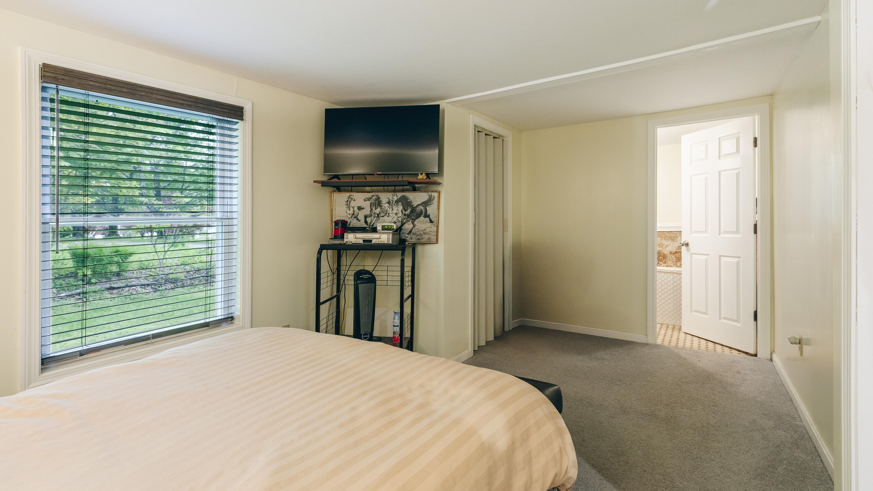 48 Oxford Street Paris ME 04281