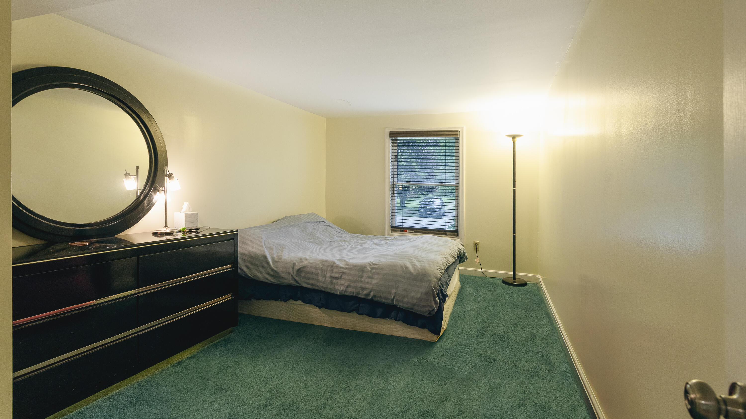 48 Oxford Street Paris ME 04281