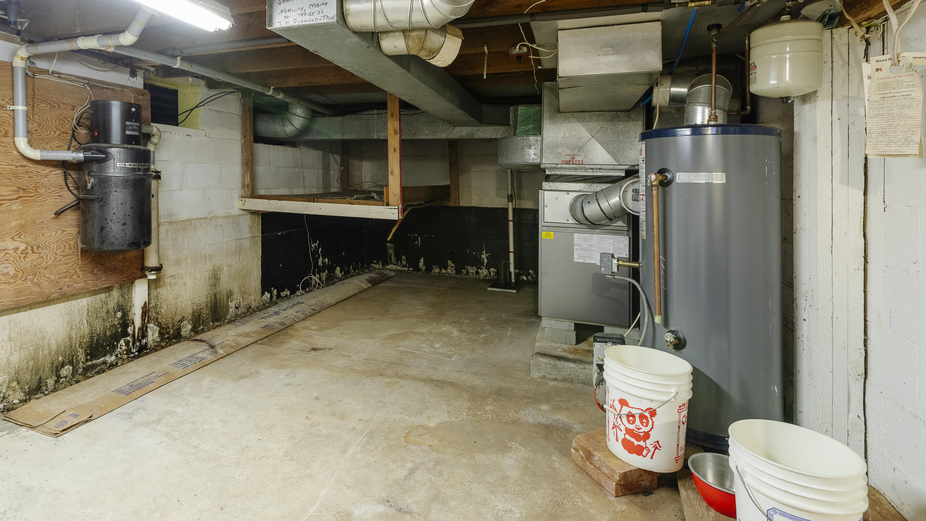 48 Oxford Street Paris ME 04281