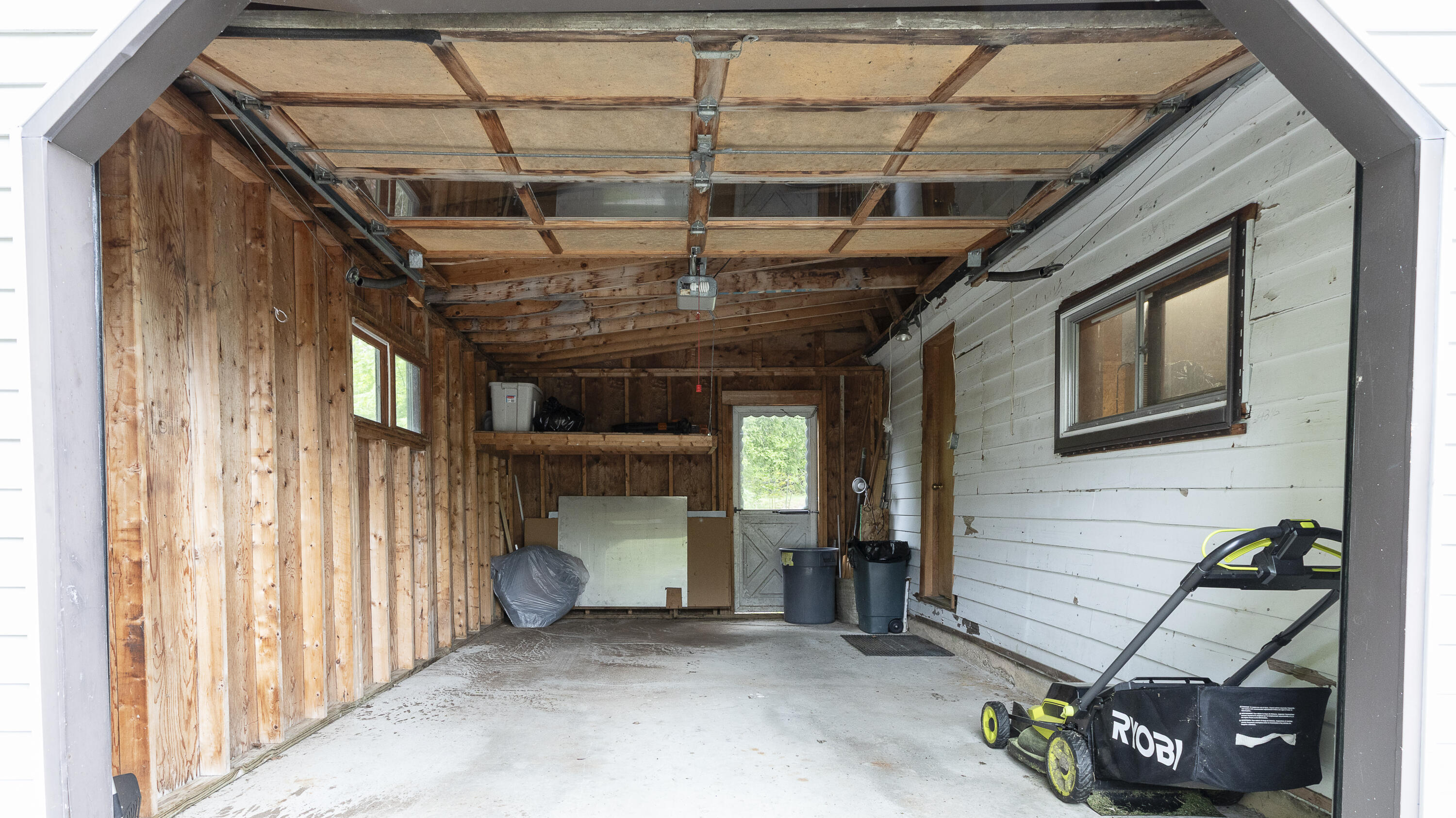 48 Oxford Street Paris ME 04281