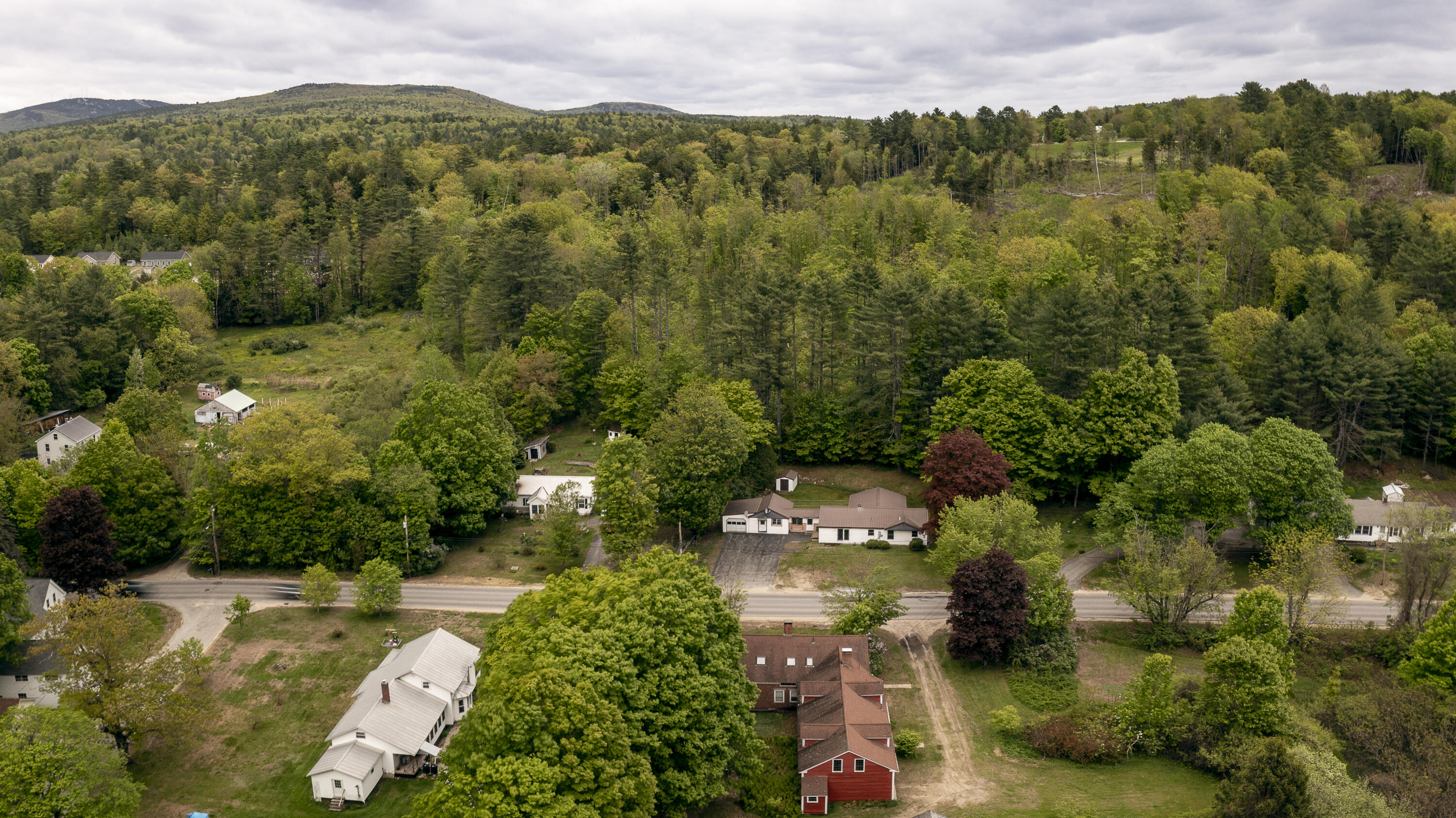 48 Oxford Street Paris ME 04281