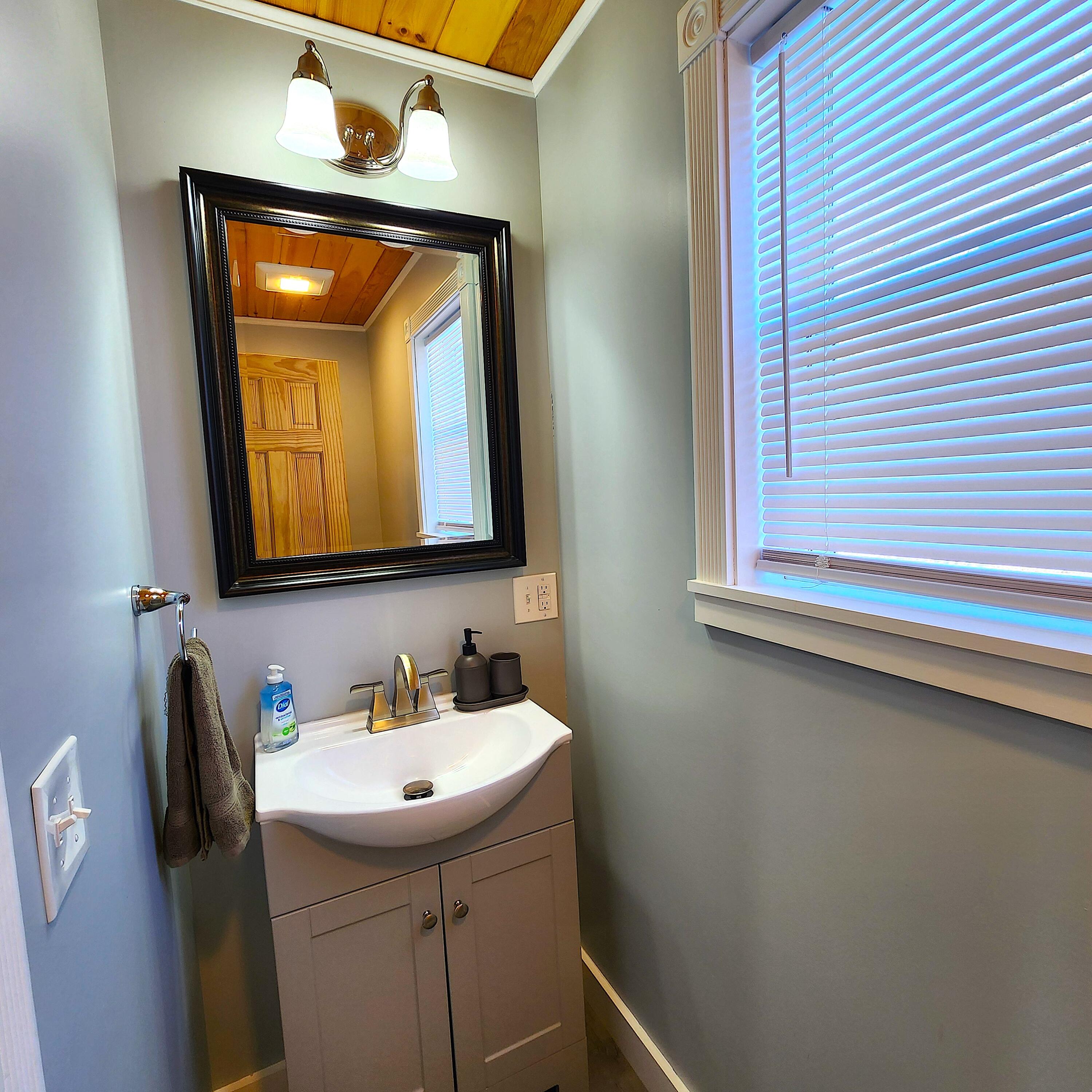 52 John Street Camden ME 04843