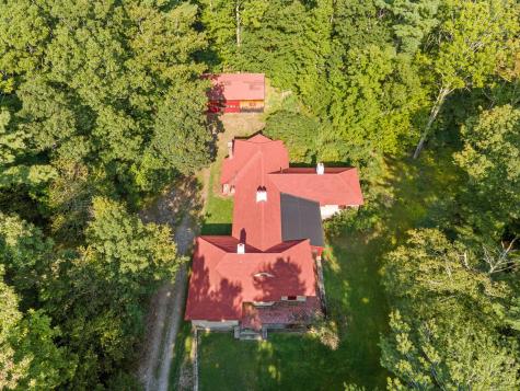 12 Jungle Road York ME 03909