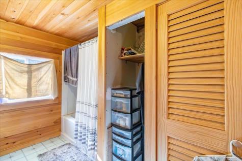 26 Jenkins Road Penobscot ME 04476