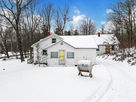 7 Frog Holler Lane Augusta ME 04330