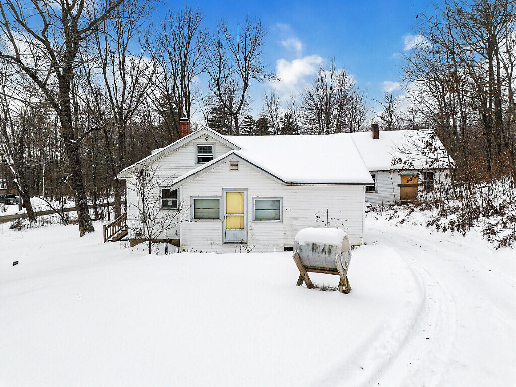 7 Frog Holler Lane Augusta ME 04330