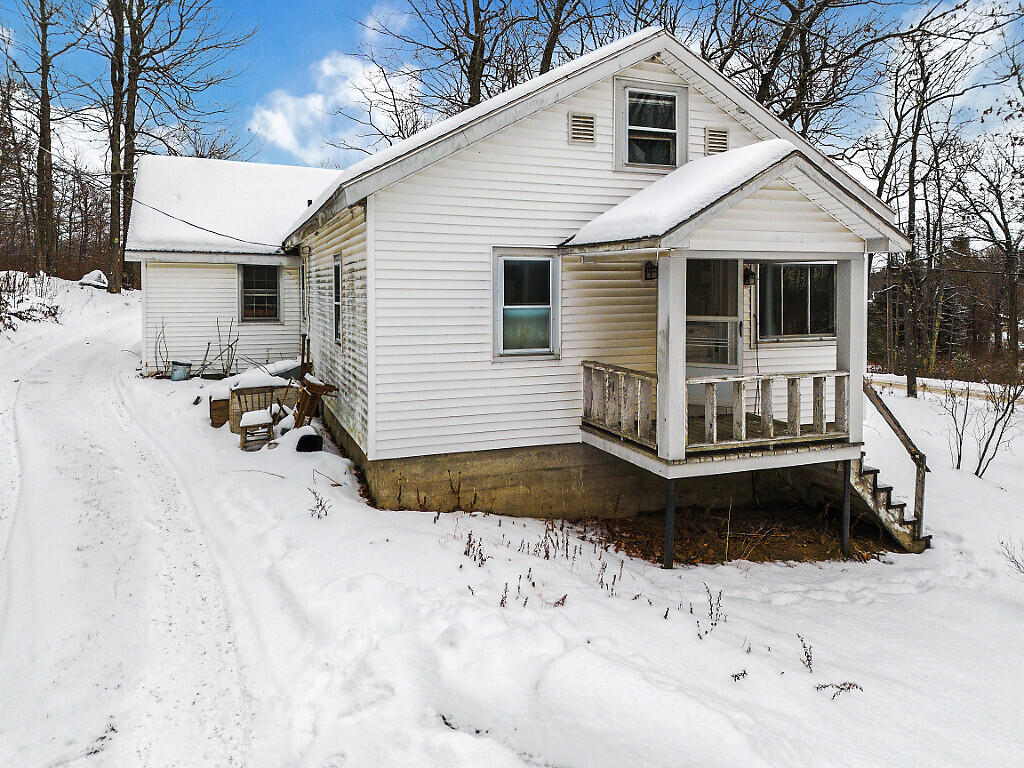 7 Frog Holler Lane Augusta ME 04330