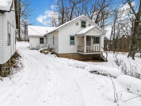 7 Frog Holler Lane Augusta ME 04330