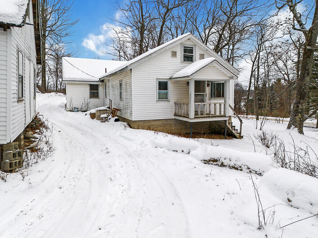 7 Frog Holler Lane Augusta ME 04330