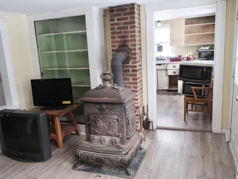 7 Frog Holler Lane Augusta ME 04330