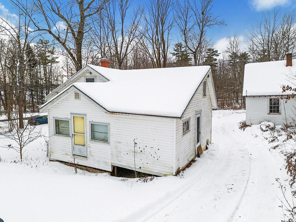 7 Frog Holler Lane Augusta ME 04330