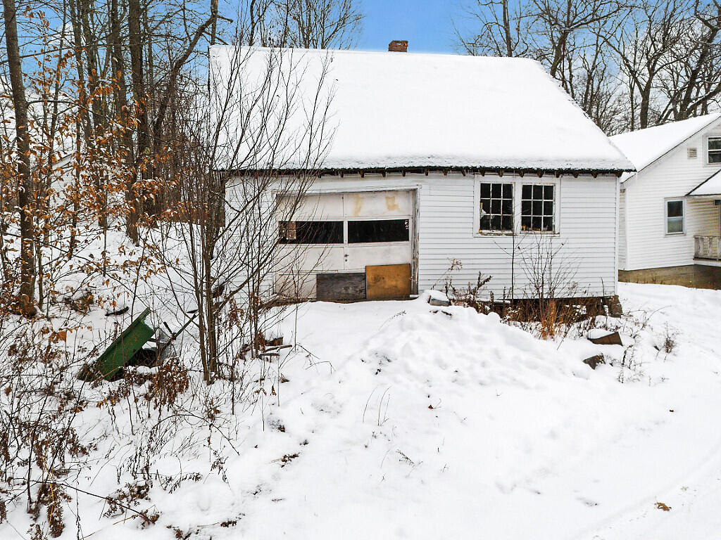 7 Frog Holler Lane Augusta ME 04330
