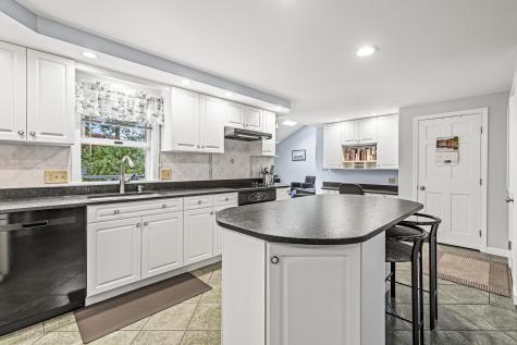 18 Eighth Street Portland ME 04103