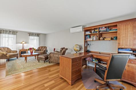 18 Eighth Street Portland ME 04103