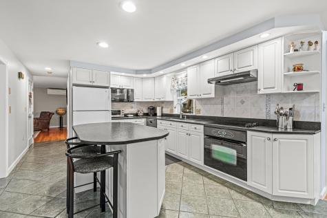 18 Eighth Street Portland ME 04103