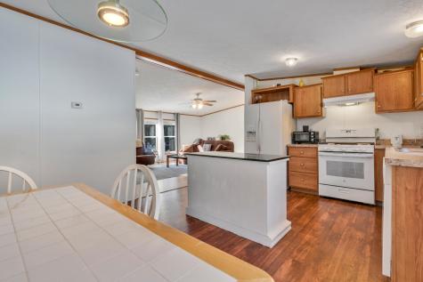 39 Leisure Drive Alfred ME 04002