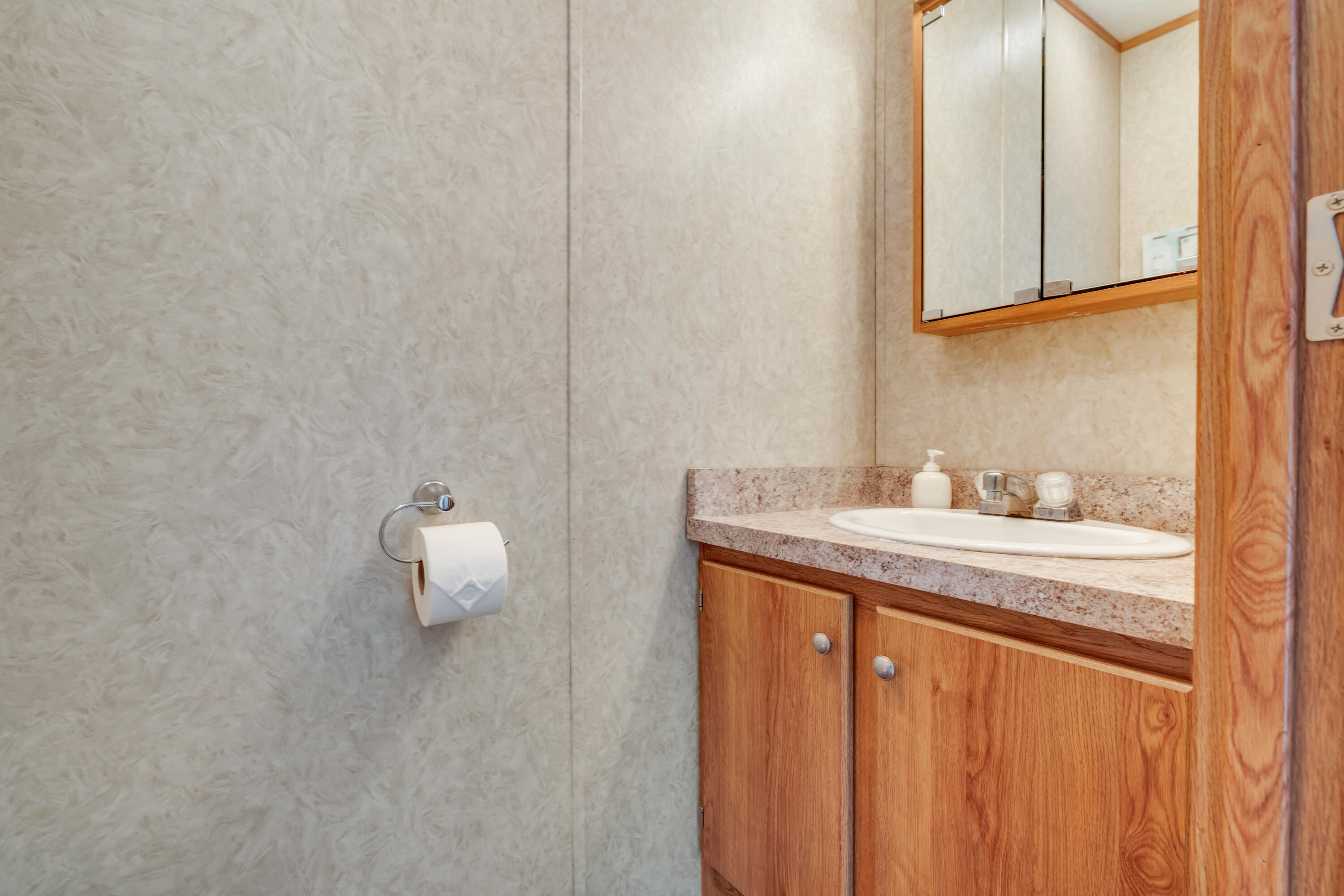 39 Leisure Drive Alfred ME 04002