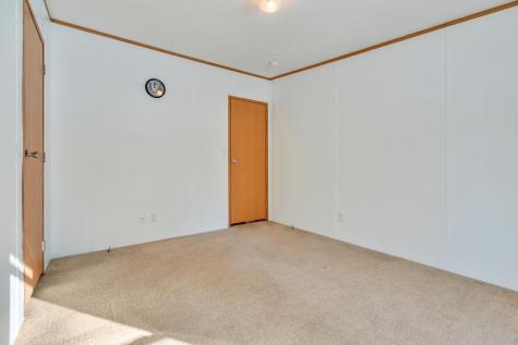 39 Leisure Drive Alfred ME 04002