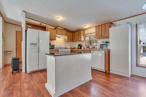 39 Leisure Drive Alfred ME 04002